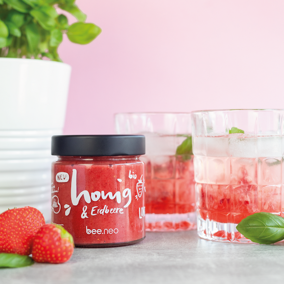Berry-Limonade mit Honig & Erdbeere